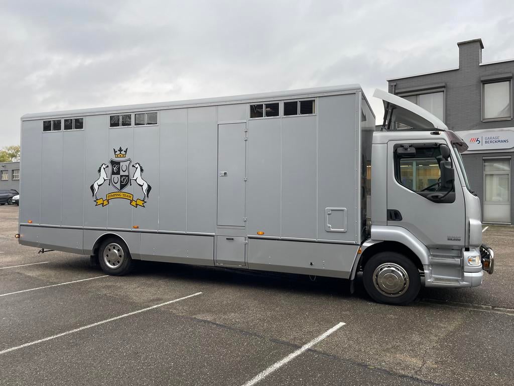 DAF Other LF55 220PK Hippotrucks voor 5 paarden + zadelkamer, Autos, Camions, Rétroviseurs extérieur chauffants, Argent ou Gris