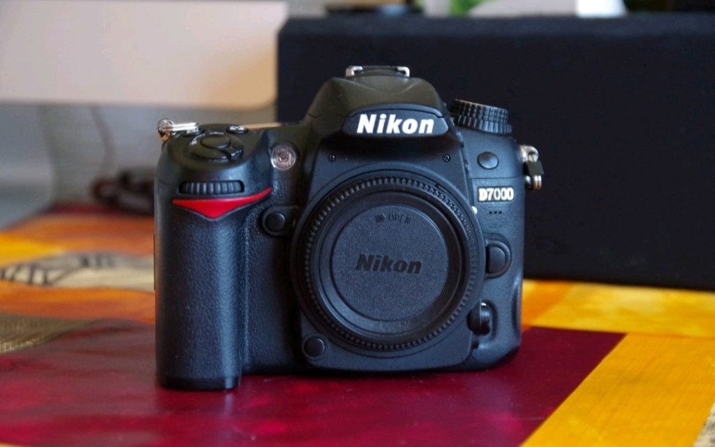 Appareil photo numérique Nikon D7000, Sans zoom optique, Enlèvement ou Envoi, Batterie, Comme neuf