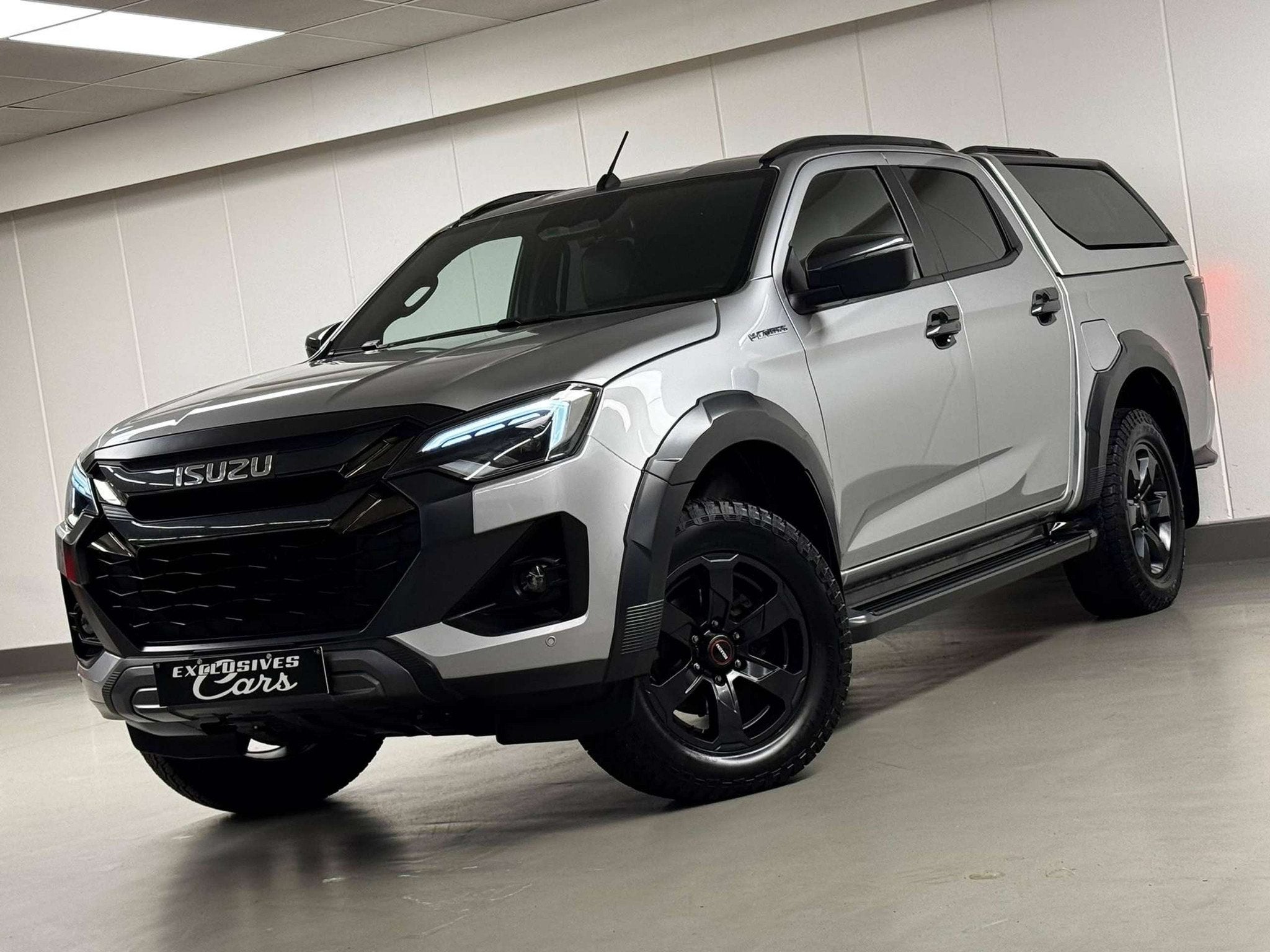 Isuzu D-max 163 CV 4WD V-CROSS AUTO CAMERA GPS CUIR LED HARD, Autos, Cuir, Achat, 4 portes, Entreprise