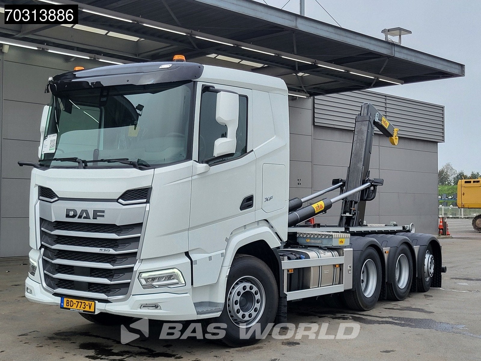 DAF XF 530 8X4 NEW! HYVA 30-60 S Hooklift Lift+steering axle, Auto's, Automaat, Stof, Wit, Bedrijf