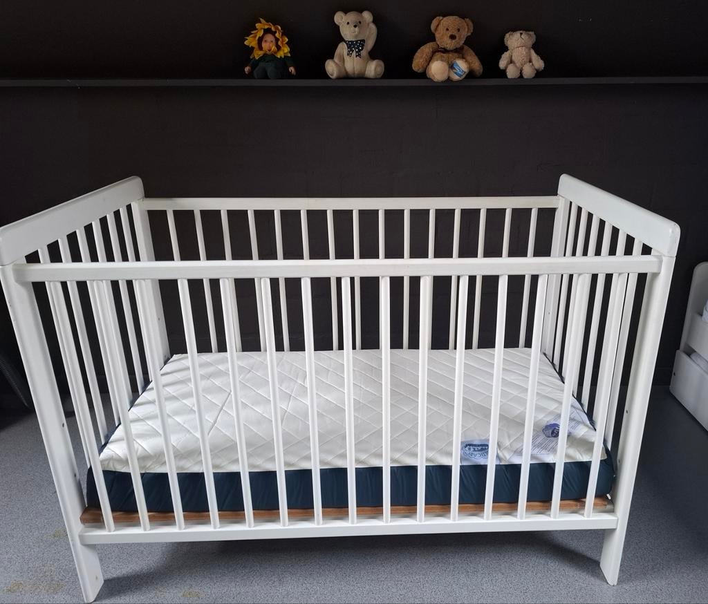 Babybed met antibacteriële matras 60x120, Ophalen