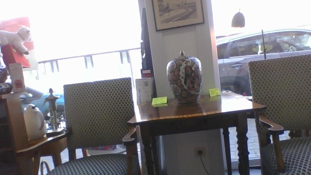 THEETAFEL MET BIJPASSENDE STOELEN, Enlèvement