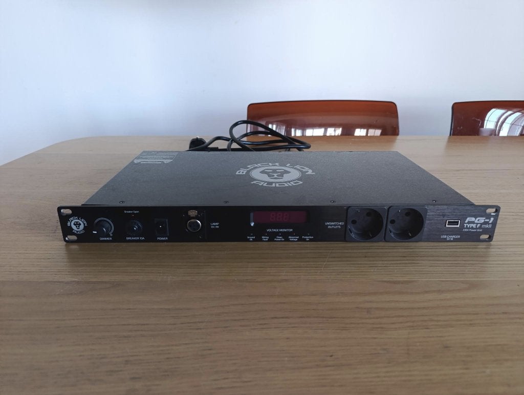 Black Lion Audio PG-1 Type F MkII Conditionneur de puissance, Enlèvement ou Envoi, Comme neuf, 120 watts ou plus, Autres marques