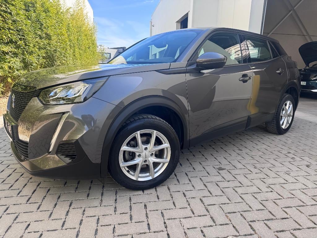 Peugeot 2008, Stof, Euro 6, 1199 cc, https://public.car-pass.be/vhr/da27bdbf-832a-494a-9d40-8b9db4bafcc4