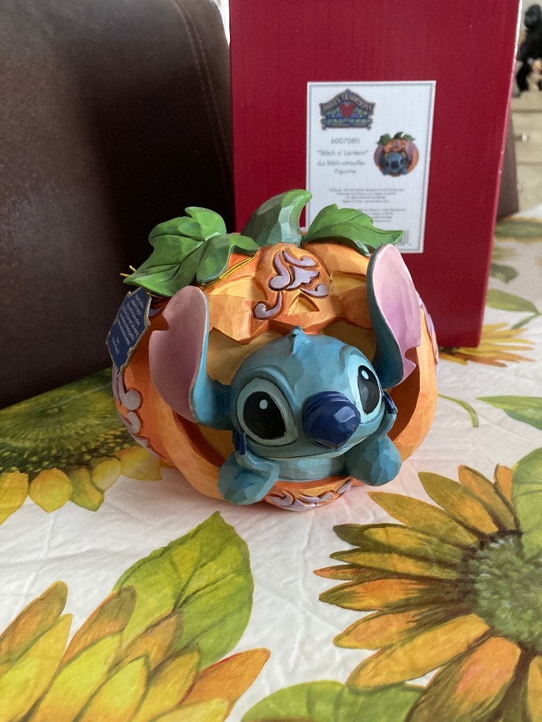 Disney Traditions - Stitch O'Lantern ( Lilo x stitch ) Nieuw, Collections, Enlèvement ou Envoi, Autres personnages, Neuf, Statue ou Figurine