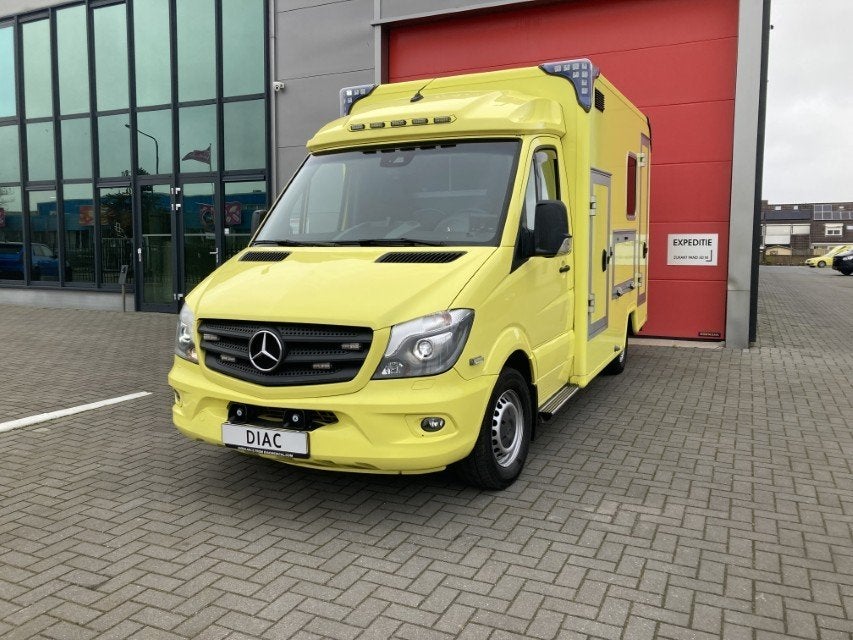 Mercedes-Benz 319 CDI Ambulance Container, Achat, 2987 cm³, Euro 6, Entreprise