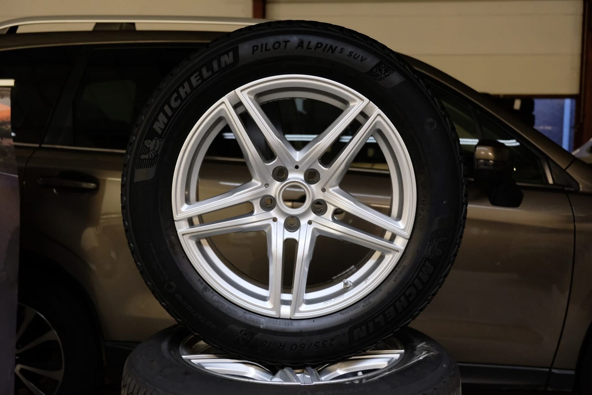 #818 Porsche Macan winterset Michelin Pilot Alpin 5, Auto-onderdelen, Ophalen, Gebruikt, -, -