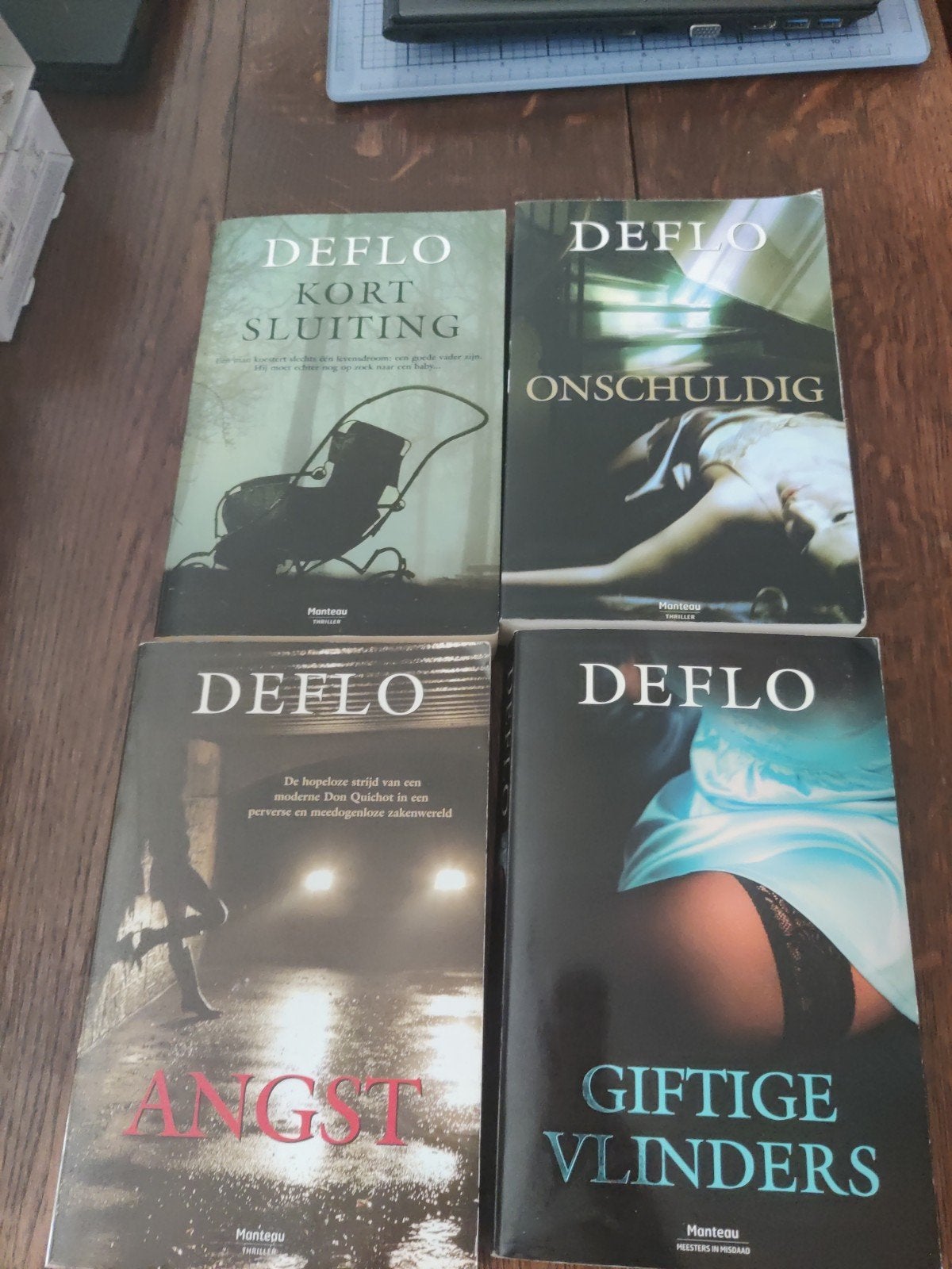 4 boeken deflo, Boeken, Ophalen of Verzenden
