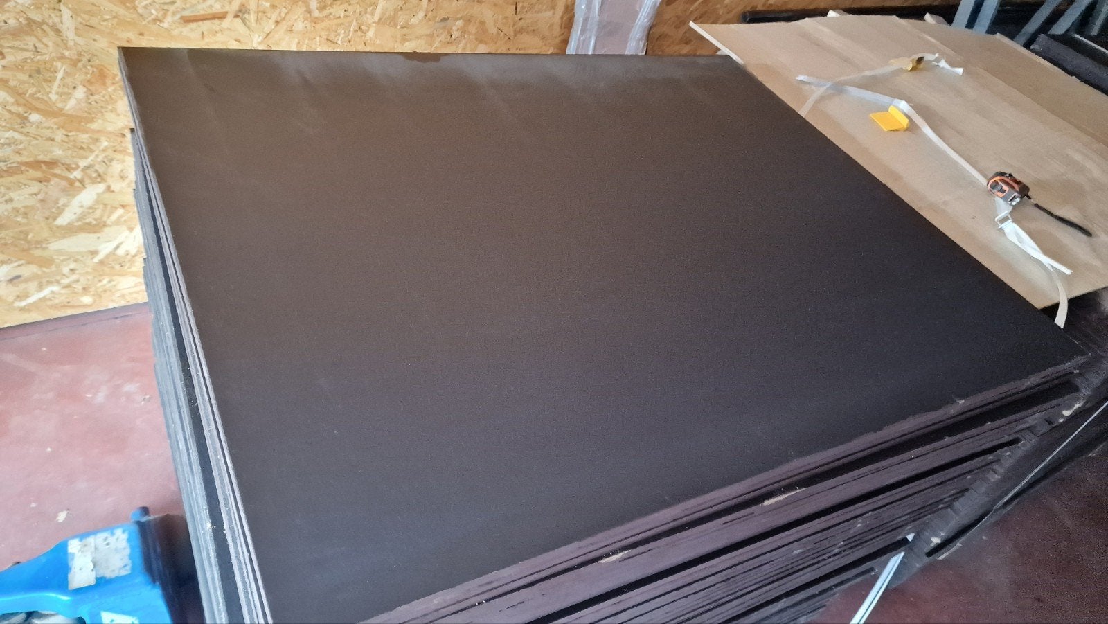 betonplex  97 x 106 x1.8/2 cm nieuw, Doe-het-zelf en Bouw, Ophalen, Betonplex