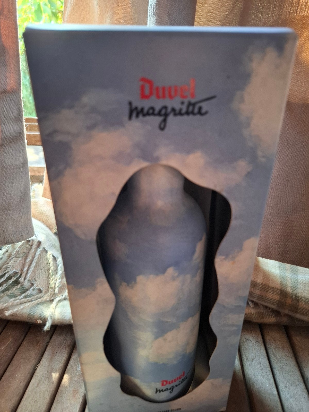 Les collectionneurs de Devil Magritte, Enlèvement, Duvel