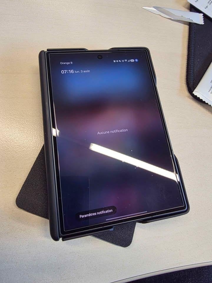 Samsung Galaxy Z Fold7 256 Go – Parfait état + coque, Télécoms, 10 mégapixels ou plus, Comme neuf, Enlèvement, Sans abonnement