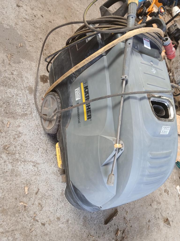 Professionele hogedrukreiniger karcher, Ophalen