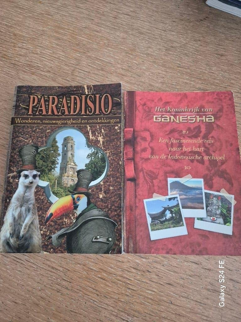 Boek Paradisio (nu Pairi Daiza) met folder Ganesha, Enlèvement ou Envoi, Comme neuf