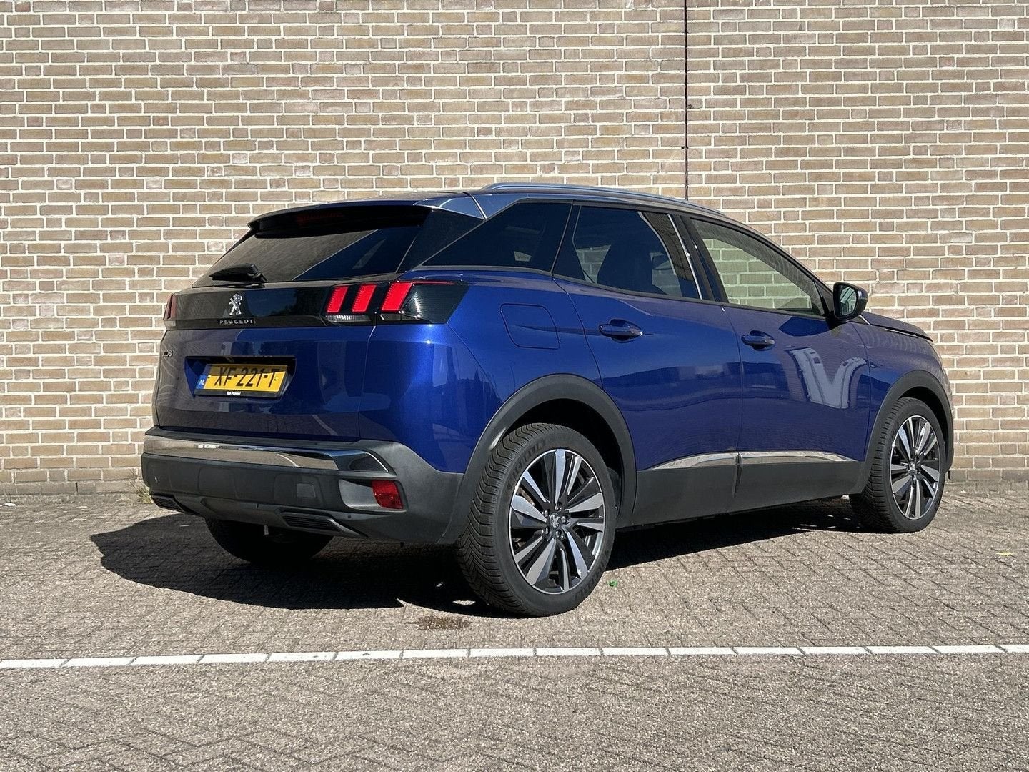 Peugeot 3008 1.2 PureTech Allure | € 7.400,- NETTO! | Pano |, Auto's, Zwart, Blauw, Bedrijf, Handgeschakeld