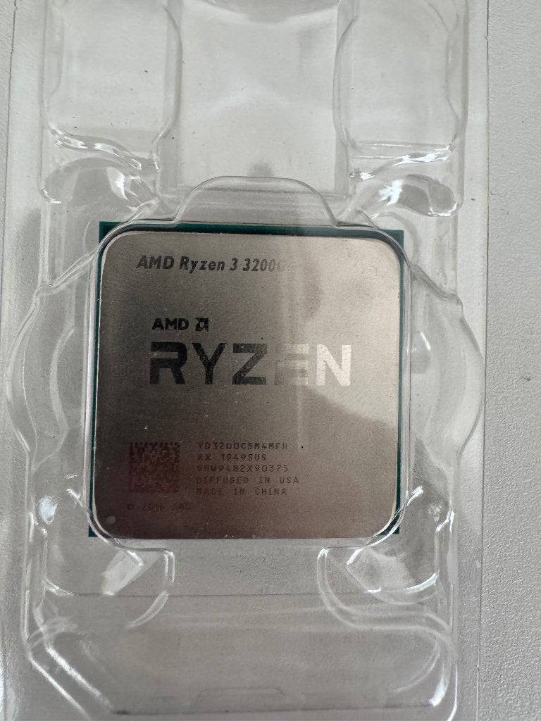 AMD Ryzen 3 3200G, Enlèvement ou Envoi, Utilisé, AMD Ryzen 3