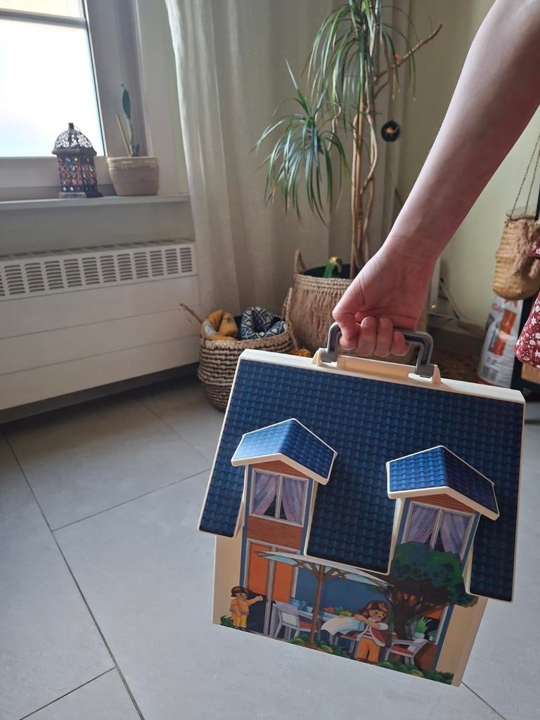 Playmobil draagbaar huis met toebehoren, Ophalen