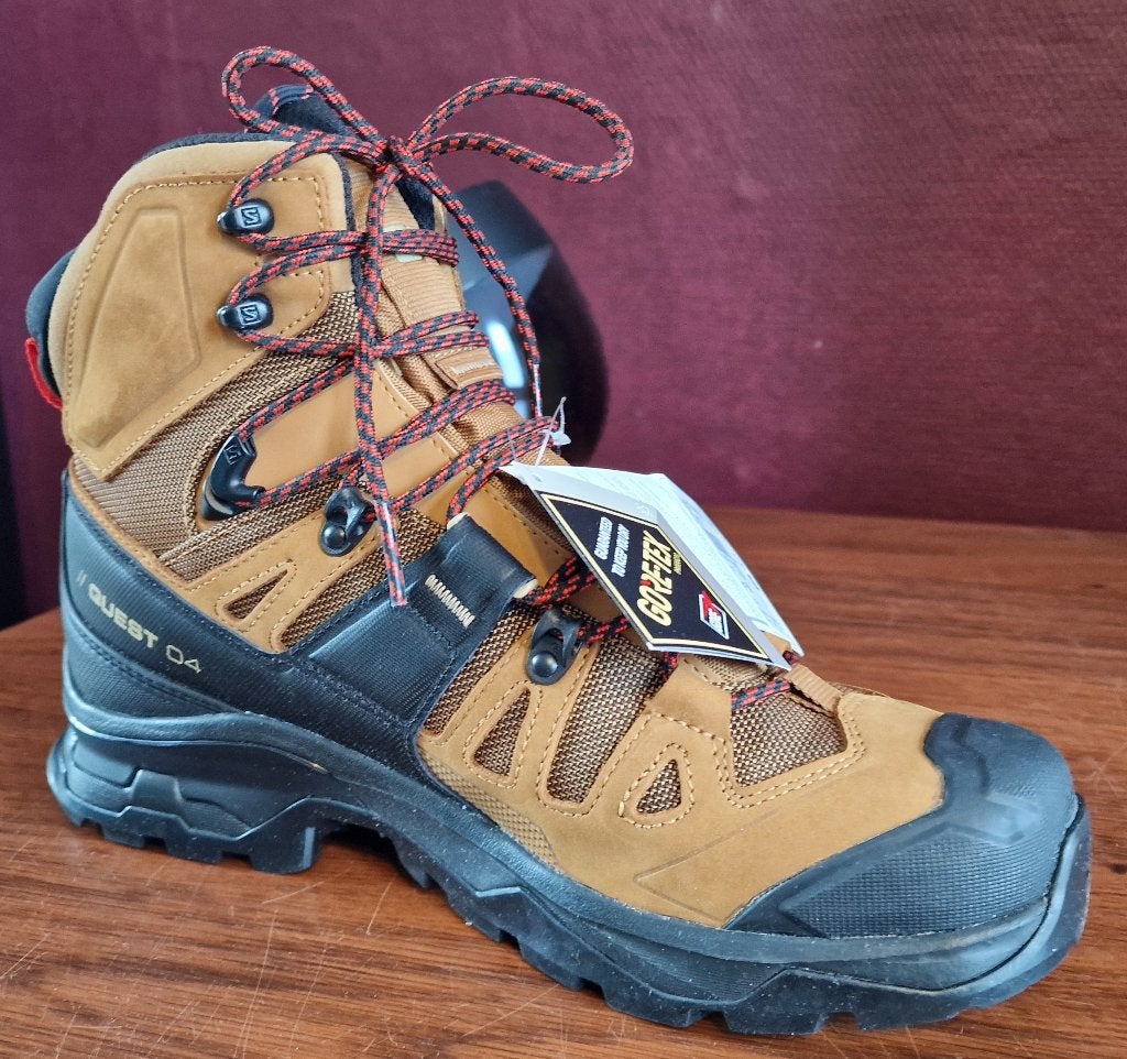 Salomon Quest 4 GTX Wandelschoenen (Splinternieuw - 42 2/3), Sport en Fitness, Bergsport en Wandelen, Ophalen of Verzenden, Nieuw