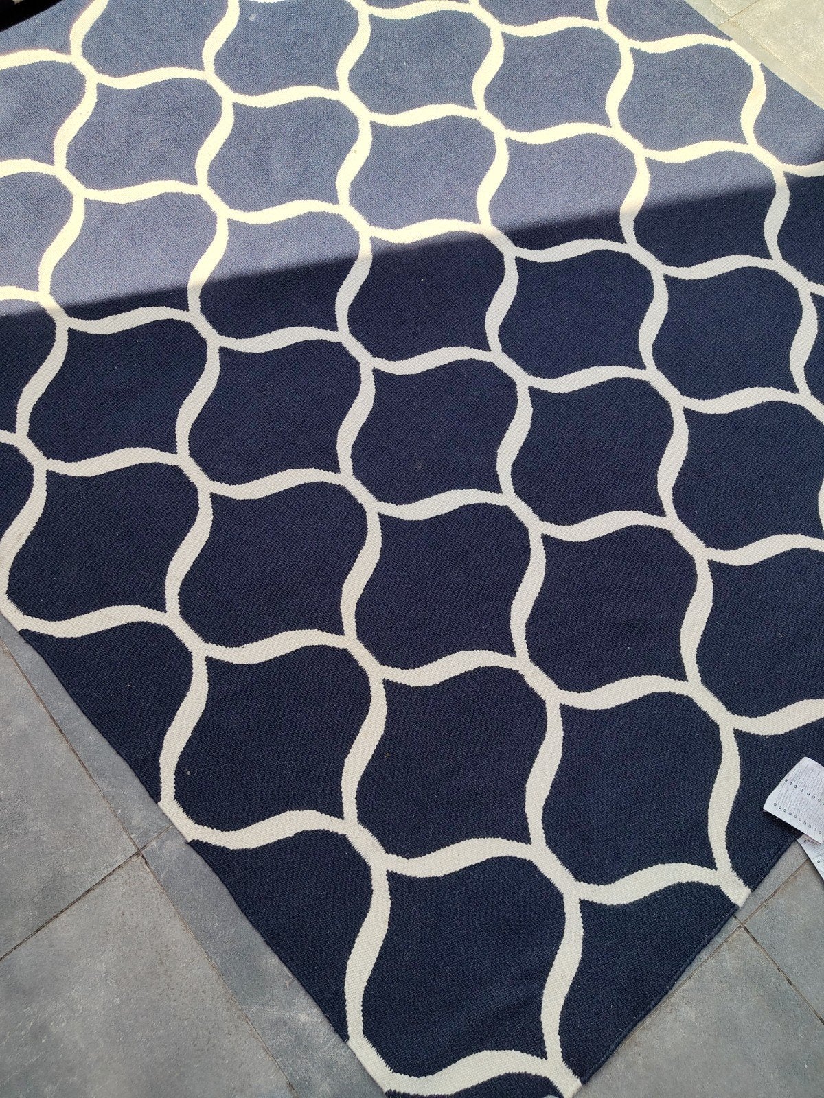 Tapijt wol en katoen - blauw en wit, Ophalen, Gebruikt, Blauw, 150 tot 200 cm
