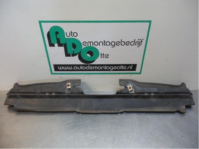 Guidage d'air d'un BMW 7-Serie (7-Serie 02-), -, 3 mois de garantie, Utilisé, -