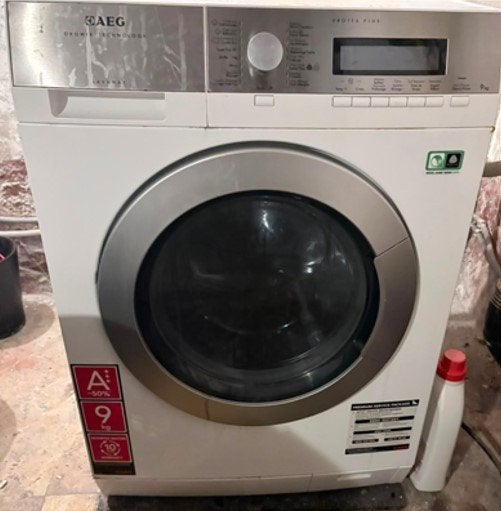 Lave linge, 1200 à 1600 tours, Classe énergétique A ou plus économe, 85 à 90 cm, Enlèvement