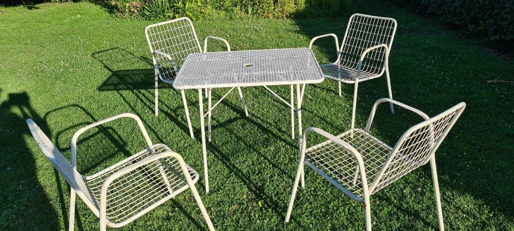 Emu Vintage Draadstoelen en tafel Emu Rio ‘60 Italië, Tuin en Terras, Ophalen, Stapelbaar