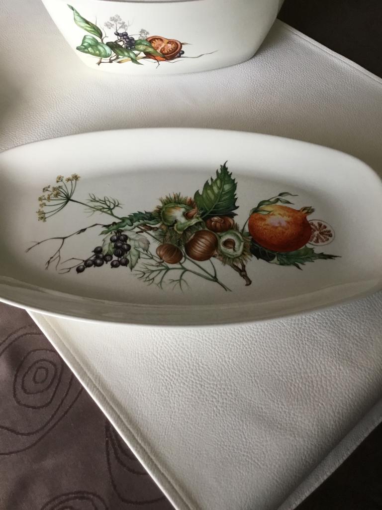 Plateau Villeroy €Boch Années 1965/70 35 cm op 20, Enlèvement ou Envoi
