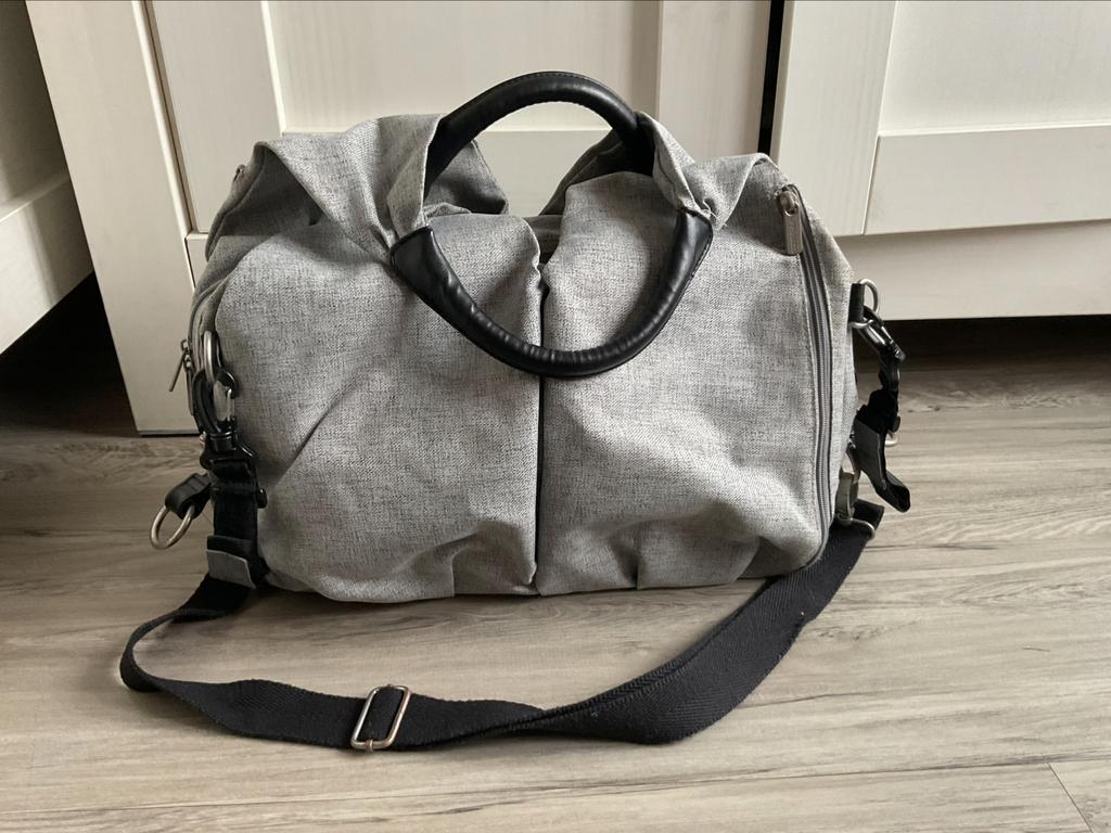 Sac d'allaitement Lassig, Enfants & Bébés, Enlèvement, Utilisé