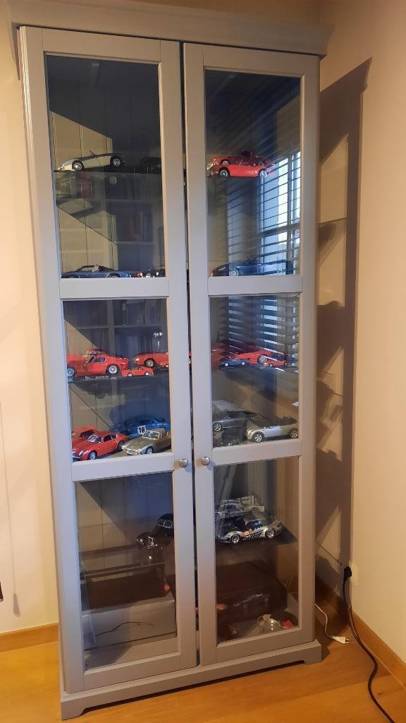 Armoire vitrine gris souris 6 niveaux Liatorp 42x96x214, 25 à 50 cm, Verre, Enlèvement, Utilisé
