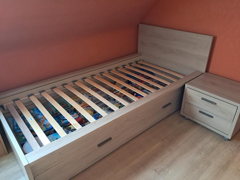 1 persoonsbed, Huis en Inrichting, Slaapkamer | Bedden, Ophalen, Gebruikt