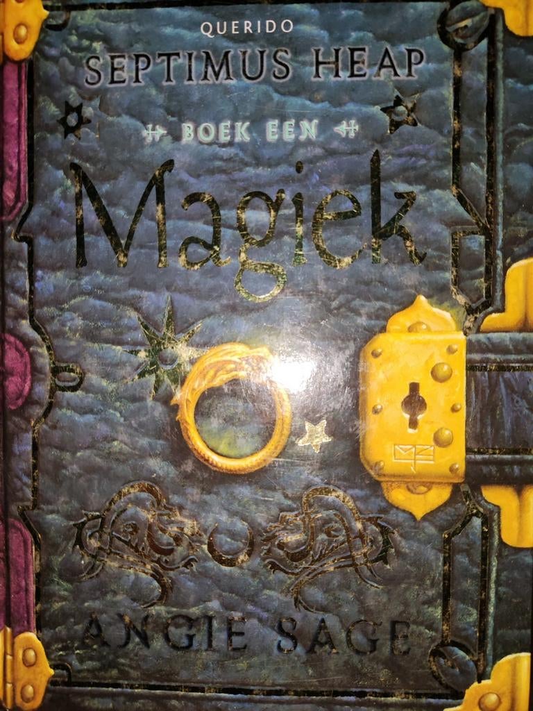 SEPTIMUS HEAP - boek 1 - Magiek, Boeken, Ophalen of Verzenden, Zo goed als nieuw