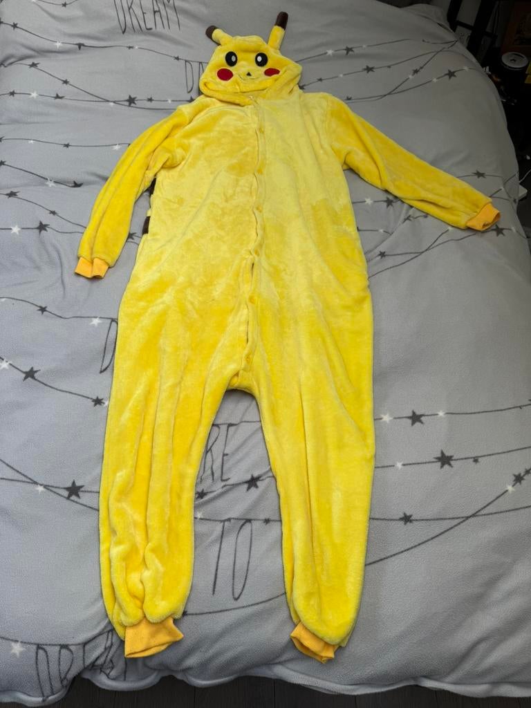 Pickachu onesie, Ophalen, Zo goed als nieuw