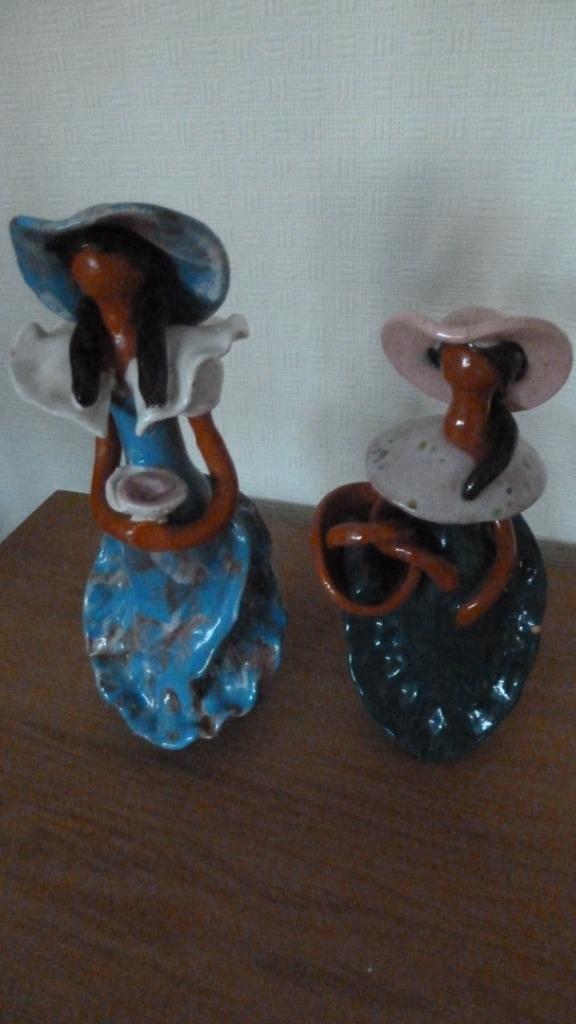2 x Statue vintage en céramique d'une femme, Enlèvement ou Envoi
