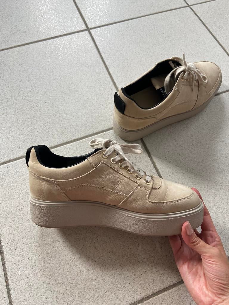 Schoenen nubbik 39 - 180€ nieuw, Ophalen of Verzenden, Beige