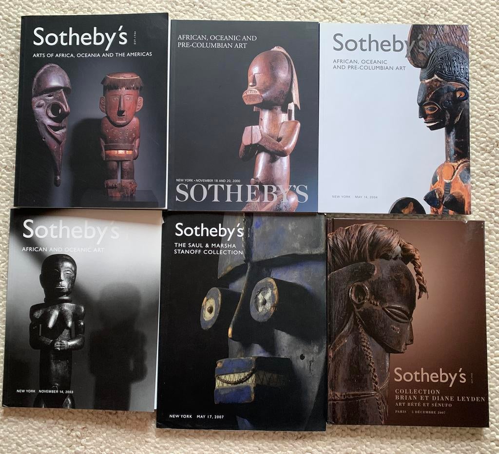 12 Sotheby’s catalogi Afrikaanse Oceanische kunst, Boeken, Ophalen, Zo goed als nieuw