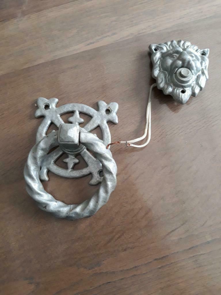 Heurtoir et cloche de lion, Enlèvement ou Envoi