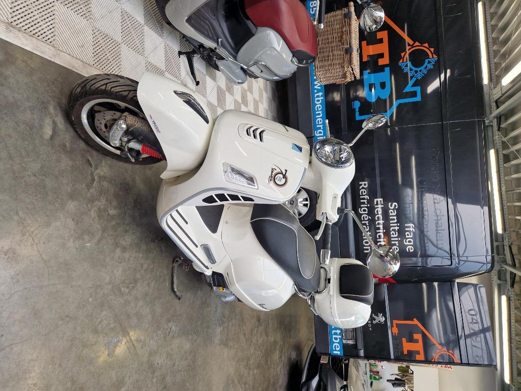 Vespa 125i super, Motoren, Motoren | Overige merken, Scooter, Bedrijf, 125 cc, 1 cilinder