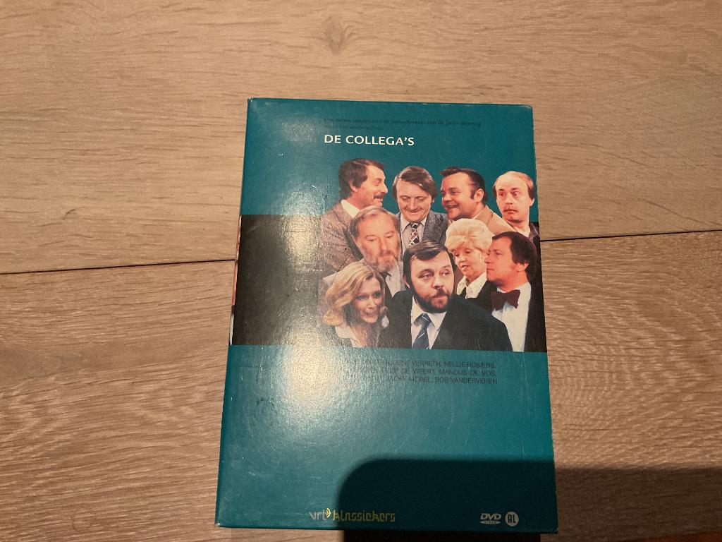 Dvd box van de collega’s, Cd's en Dvd's, Dvd's | Tv en Series, Boxset, Ophalen of Verzenden, Zo goed als nieuw, Komedie