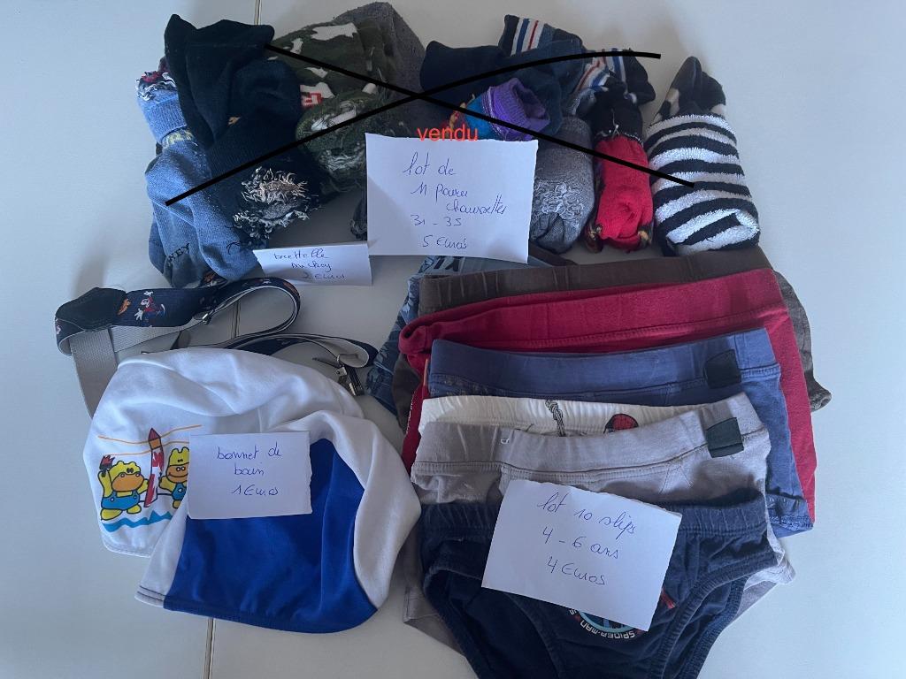 lot enfant slips bonnet bain bretelle mickey, Enlèvement ou Envoi, Utilisé, Garçon