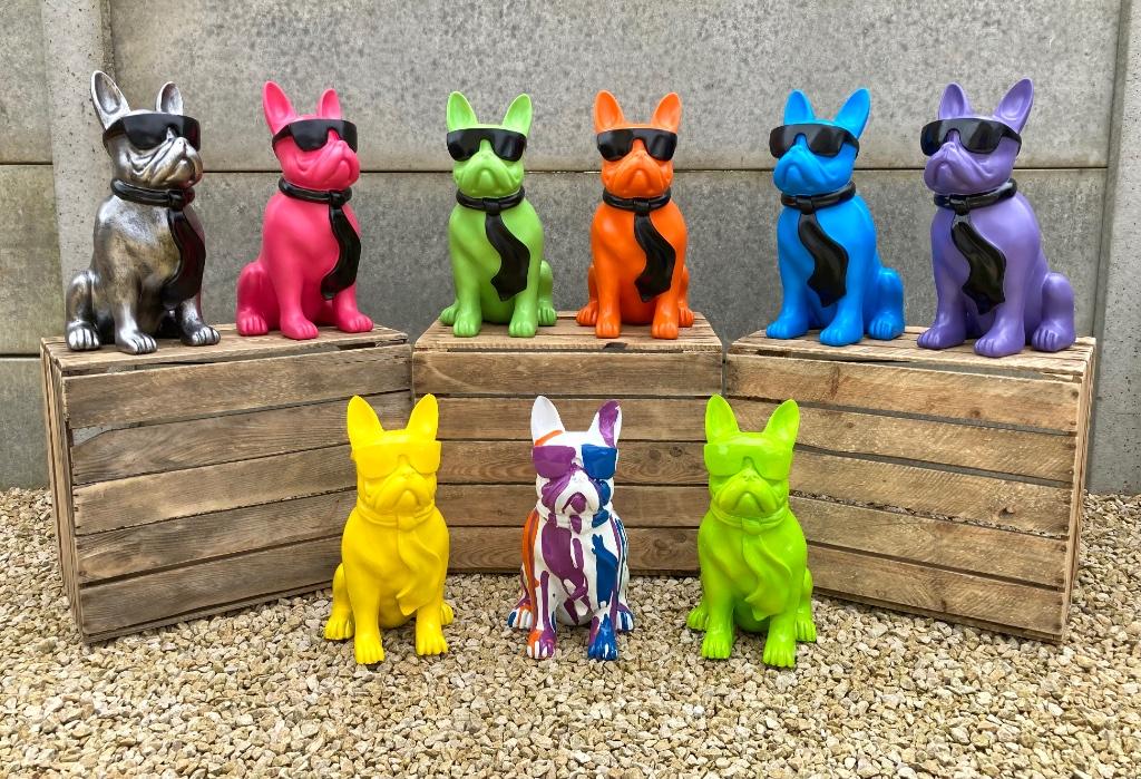 Beeld Franse Bulldog met bril  H40cm, Ophalen, Nieuw, Overige materialen, Dierenbeeld