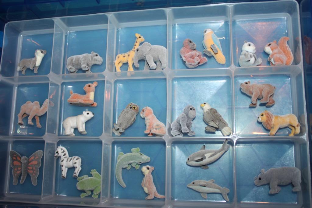 25 x dieren serie 1 : harde plastic met vilten bekleding, Enlèvement ou Envoi, Comme neuf