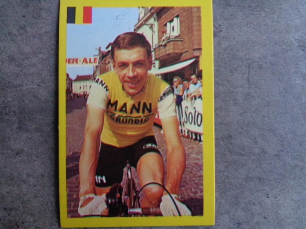 CYCLISTE MAPLE LEAF YELLOW EDGE ANNO 1968 DE SPRINGEL, Enlèvement ou Envoi, Comme neuf, Image