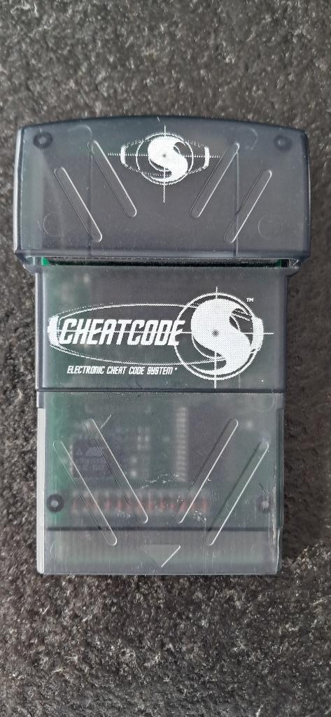 Thrustmaster Cheatcode S pour Nintendo Gameboy Color rare!, Consoles de jeu & Jeux vidéo, Enlèvement ou Envoi