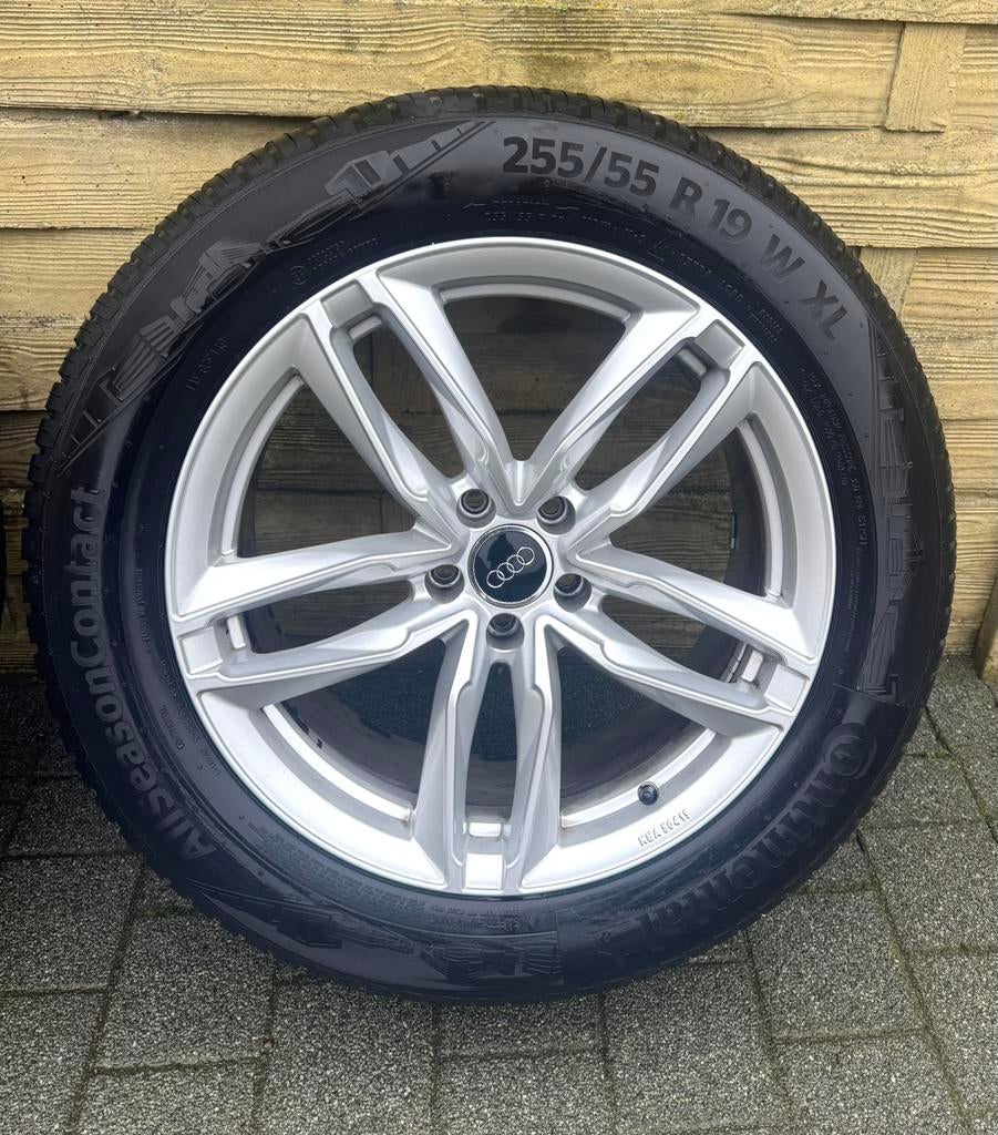 19 inch Originele Audi Winterset!(NIEUWSTAAT), Gebruikt, 255 mm, Winterbanden, Band(en)