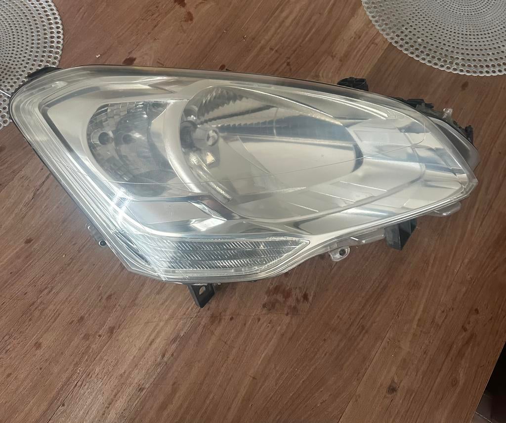 RechterKoplamp citroën berlingo. 1.6 hdi, Ophalen, Citroën