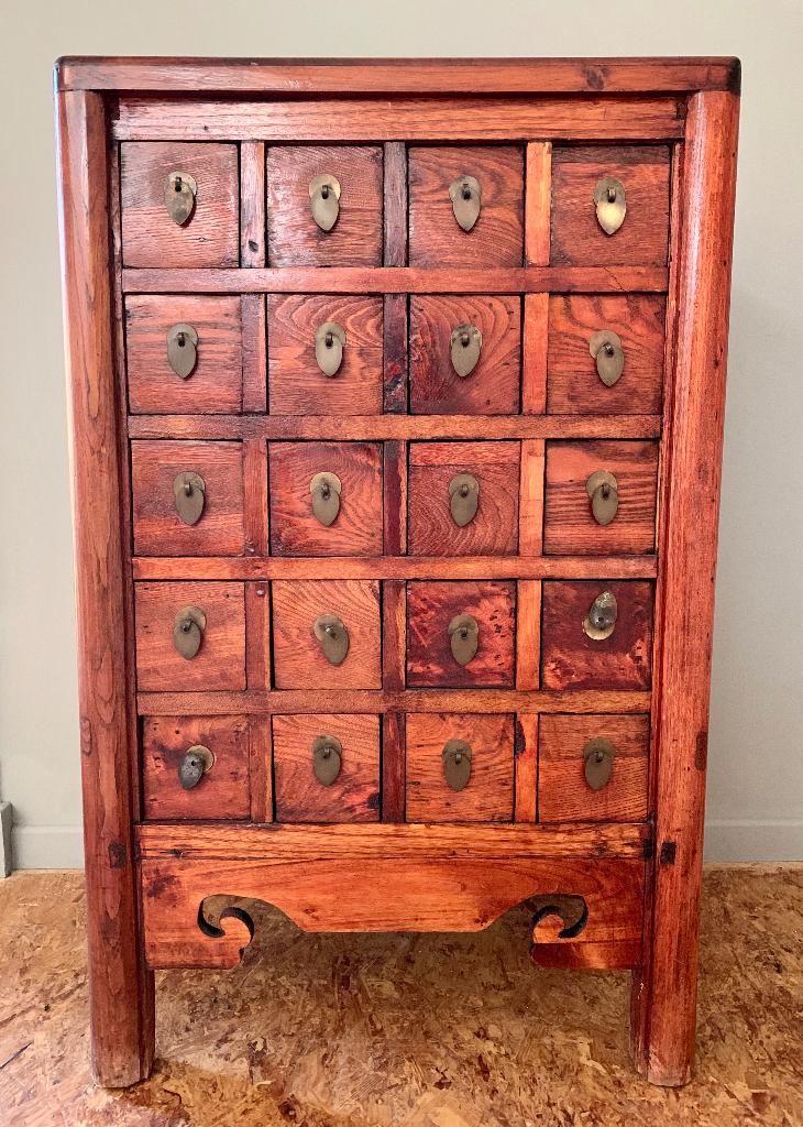 Ancienne armoire à pharmacie chinoise, Antiquités & Art, Antiquités | Meubles | Armoires, Enlèvement