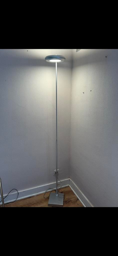 Lampadaire halogène design, Ophalen, Zo goed als nieuw
