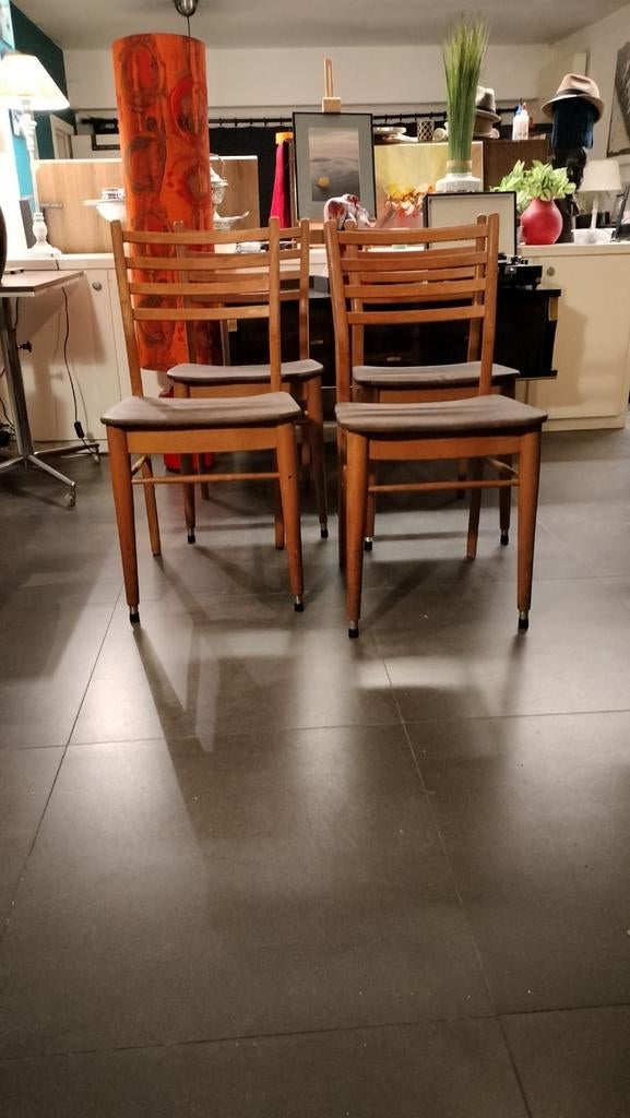 Vintage mid-century teakhout stoelen., Ophalen
