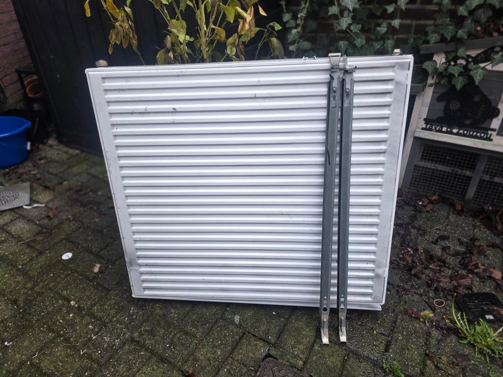 Radiateur Buderus 80x90 (Type 22) - Techniquement en parfait, Bricolage & Construction, Chauffage & Radiateurs, Radiateur, Enlèvement