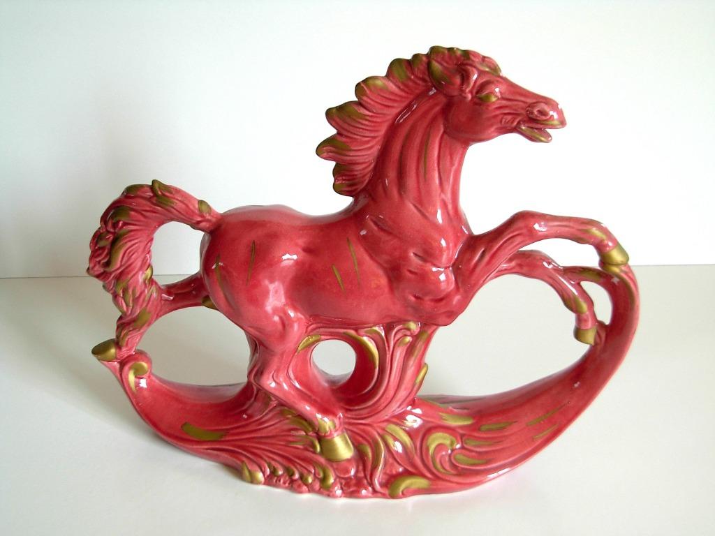 Statue italienne en céramique représentant un cheval - Comac, Enlèvement ou Envoi