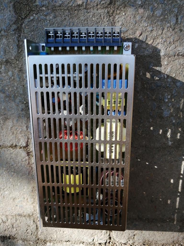 Alimentation Tracopower TXL 100-0534TI- 5, 12 & 24 VDC, Enlèvement ou Envoi, Comme neuf